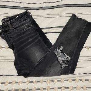 American Eagle High Rise Jegging Crop Gray Ripped Jeans